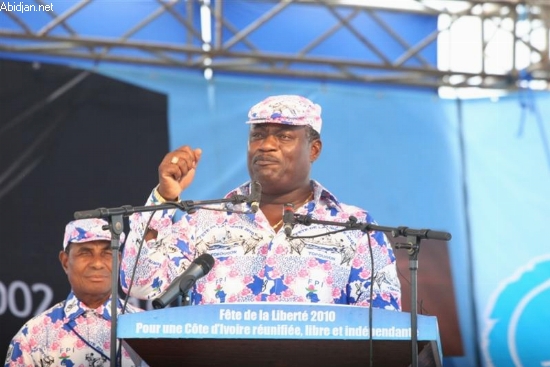 Riviera M’Pouto : 450 militants du Rdr rejoignent le Fpi